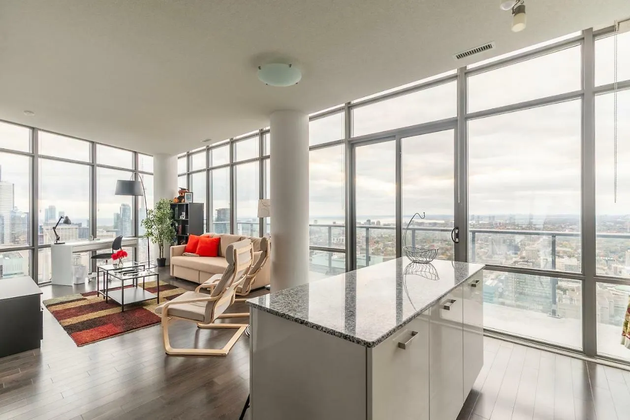 Unbelievable Penthouse View With 3 Bedrooms Toronto 0*,